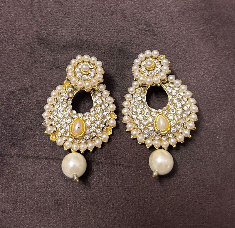 Elegant Pearl &amp; Crystal Earrings