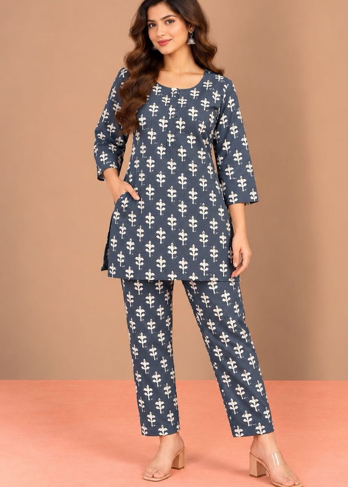 Stylish Printed Kurta and Pants Set