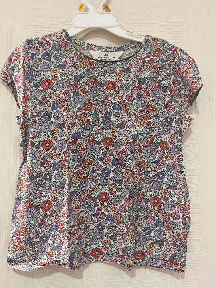 H&amp;M Floral Print Top