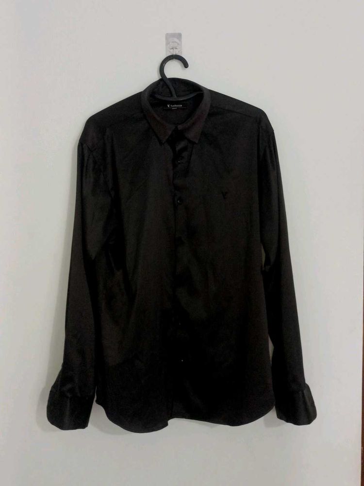 Men's Black Long Sleeve Shirt