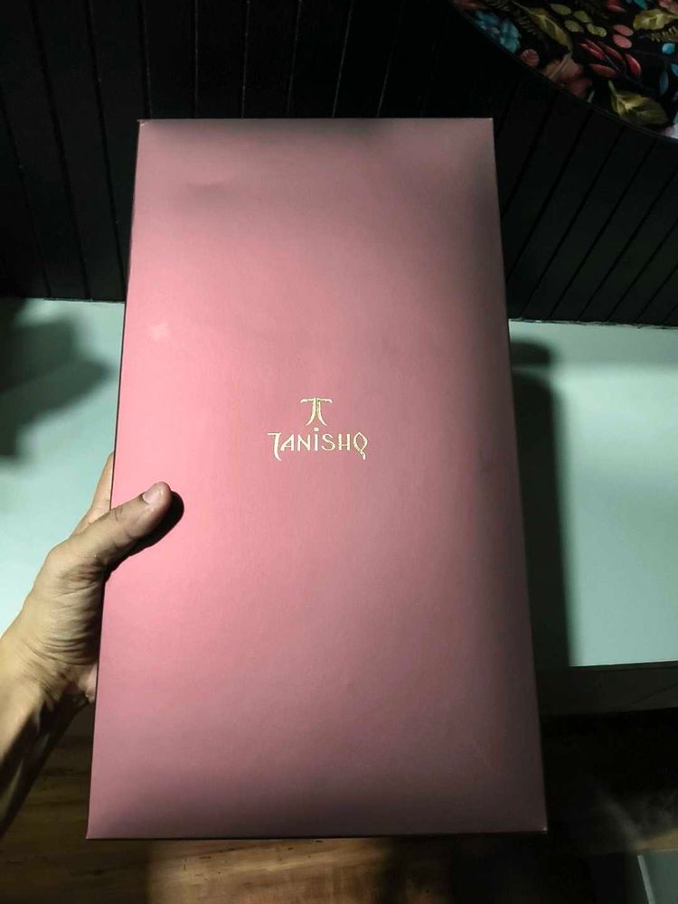Tanishq Jewellery long necklace Box