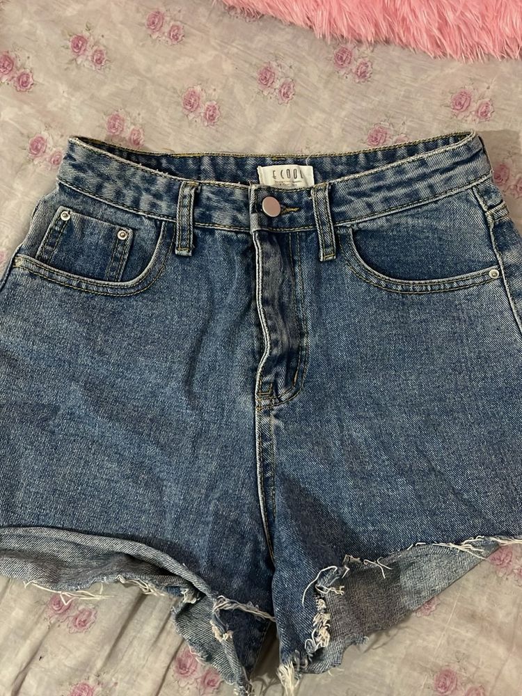 Stylish Blue Denim Shorts