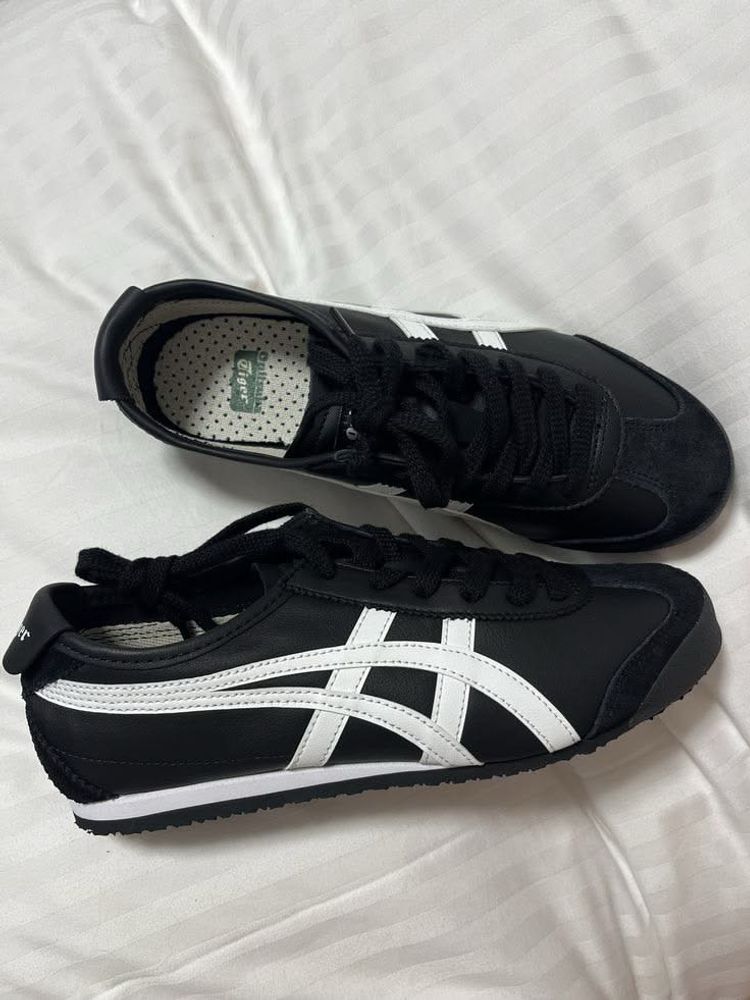 Onitsuka Tiger Mexico 66 Black White