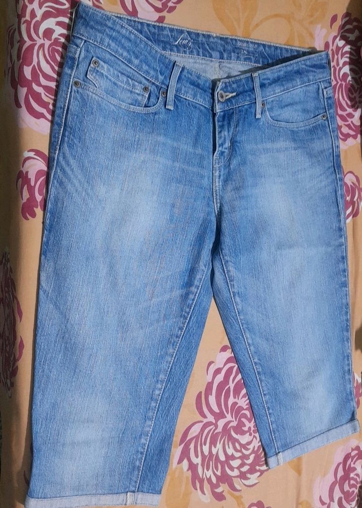 🧿 Levi's Denim Capry- Just For ₹299/-