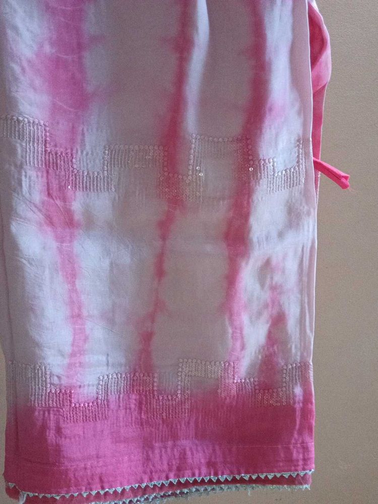 Pink Tie-Dye with Embellishments saree