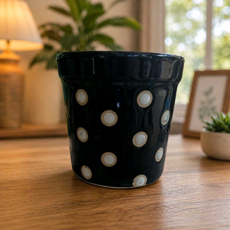 ceramic pot