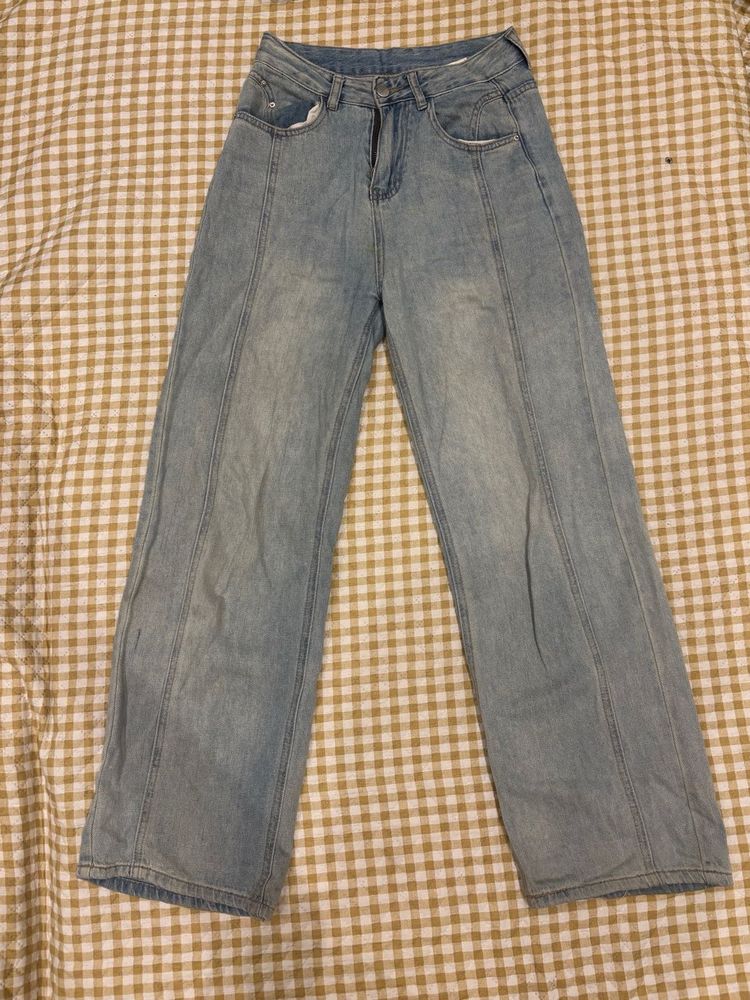Light Wash Wide Leg Jeans