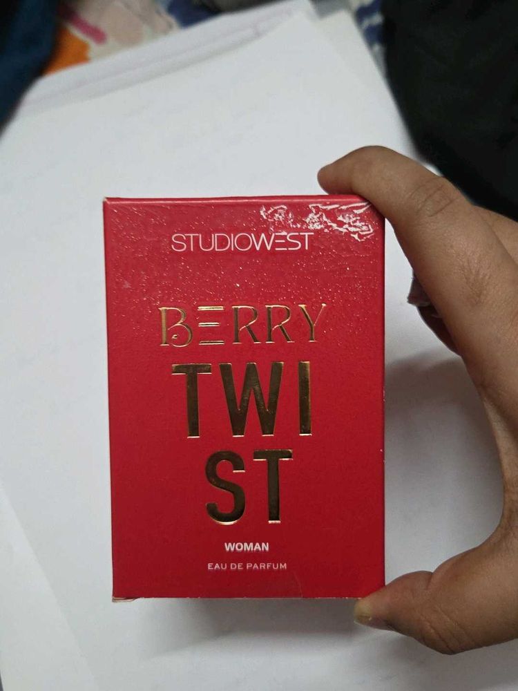 StudioWest Berry Twist Eau de Parfum