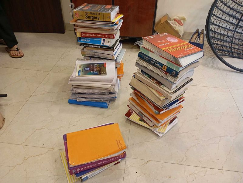 mbbs books all year