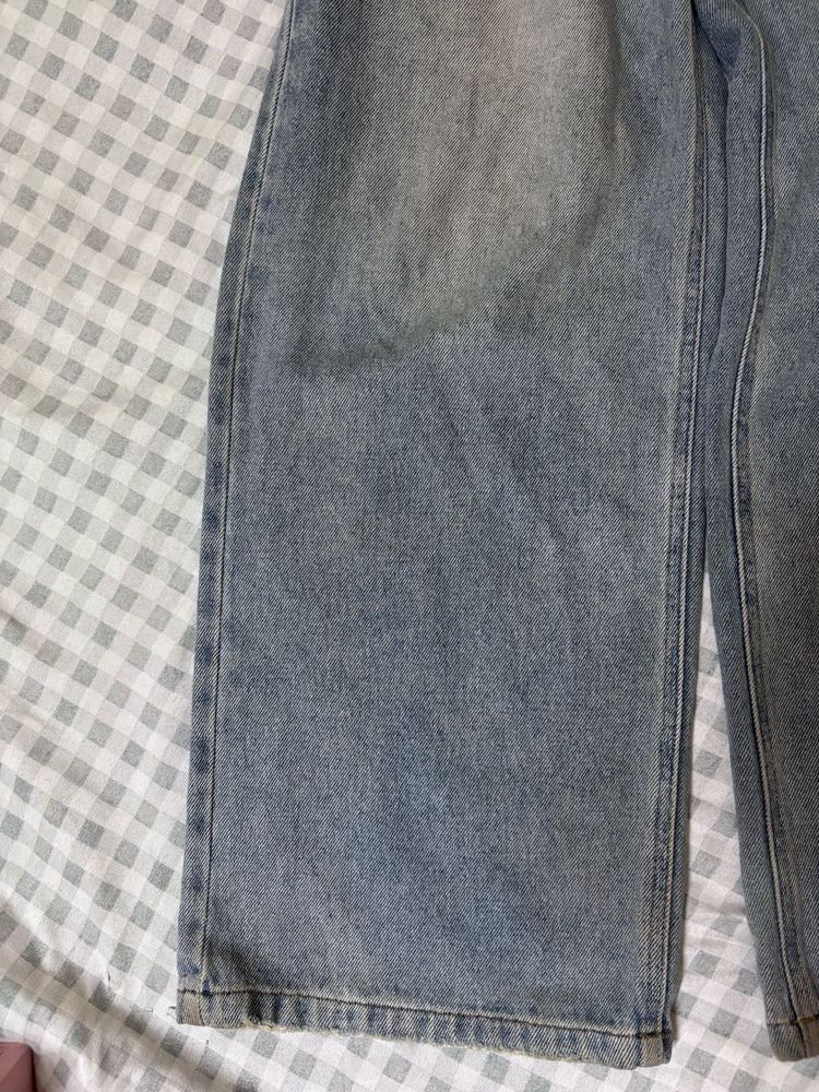 Light Wash Wide Leg Jeans