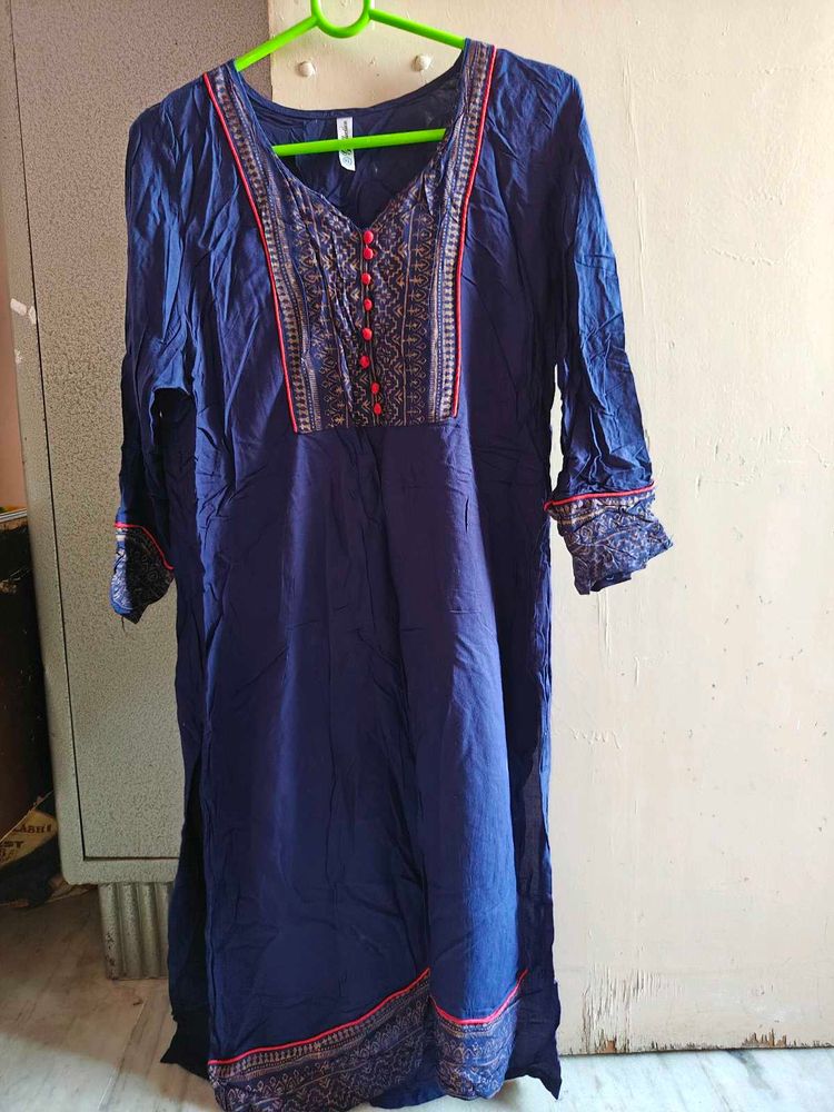 Navy Blue Embroidered Kurta