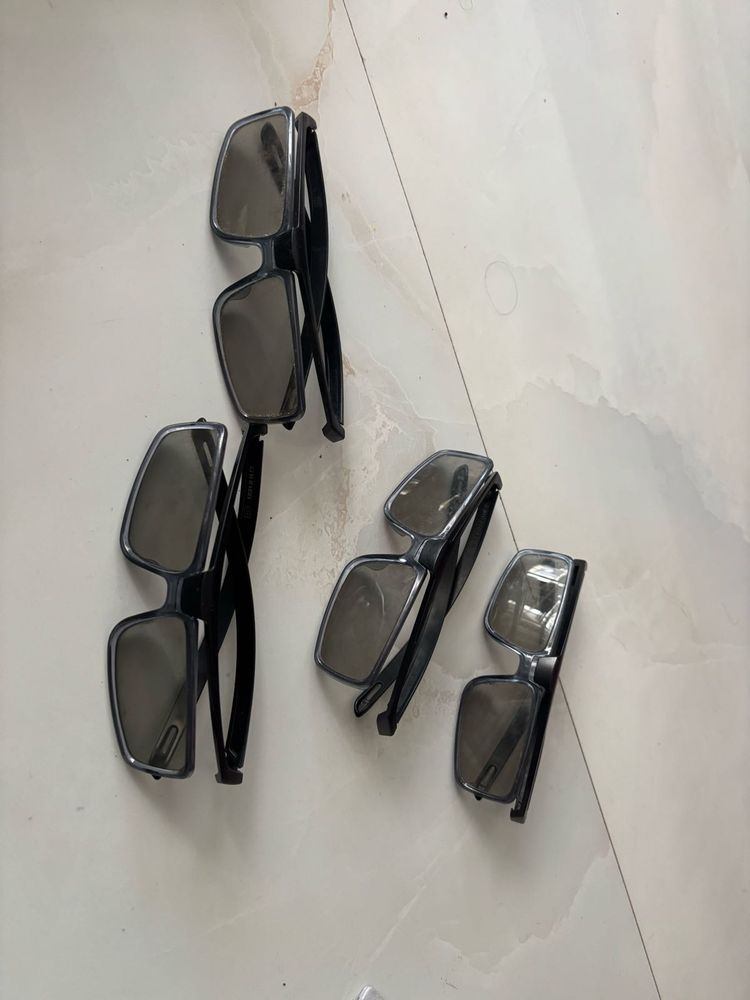 3D Glasses (Set of 4