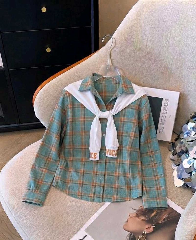 Green Cute Plaid Shirt With Front Tie ✨