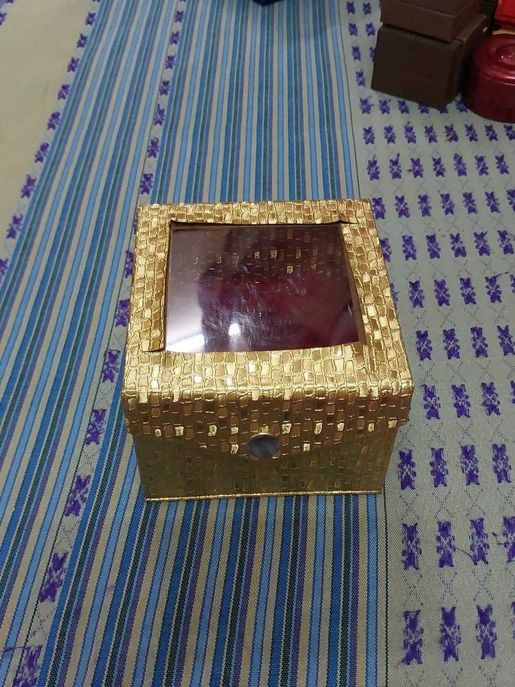 Decorative Golden Jewelry Box