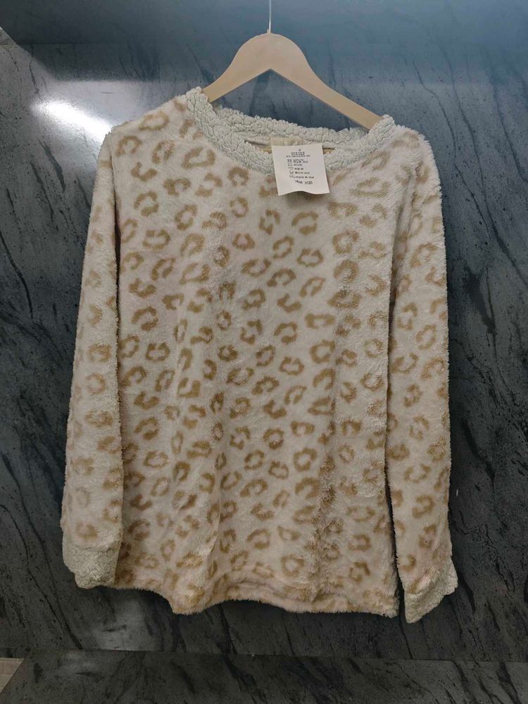 Cozy Leopard Print Fleece Top