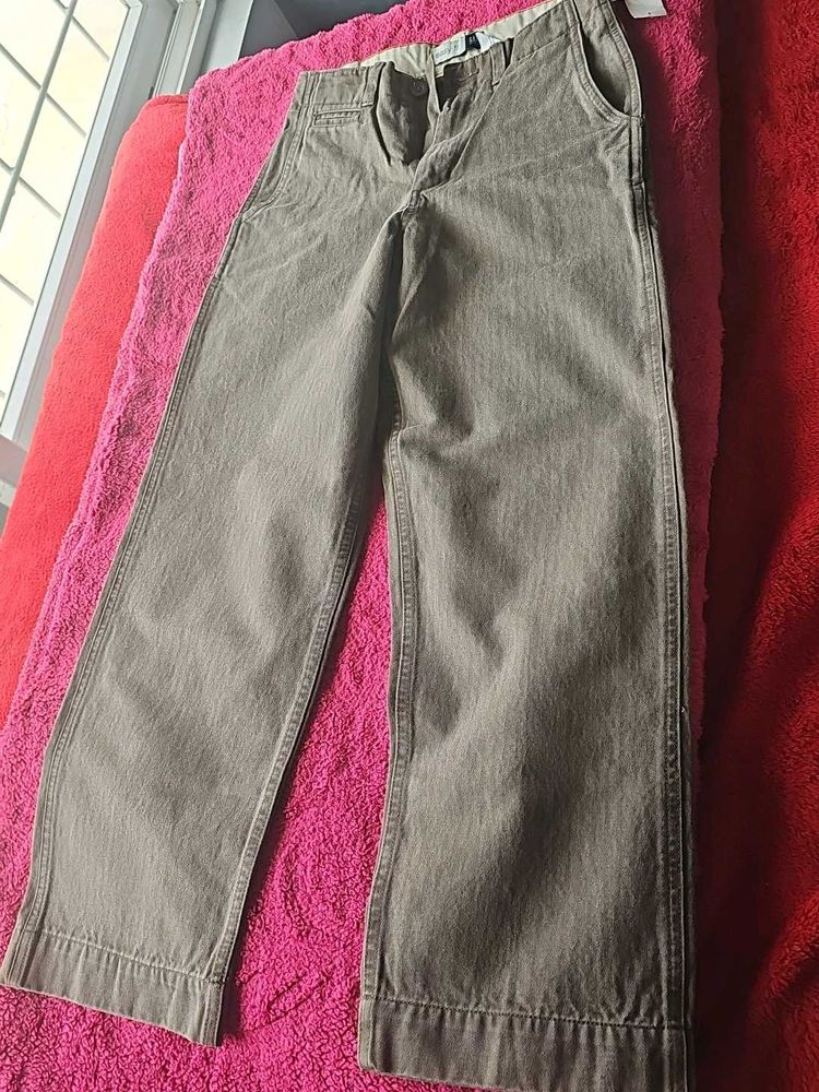 Stylish Wide-Leg Trousers