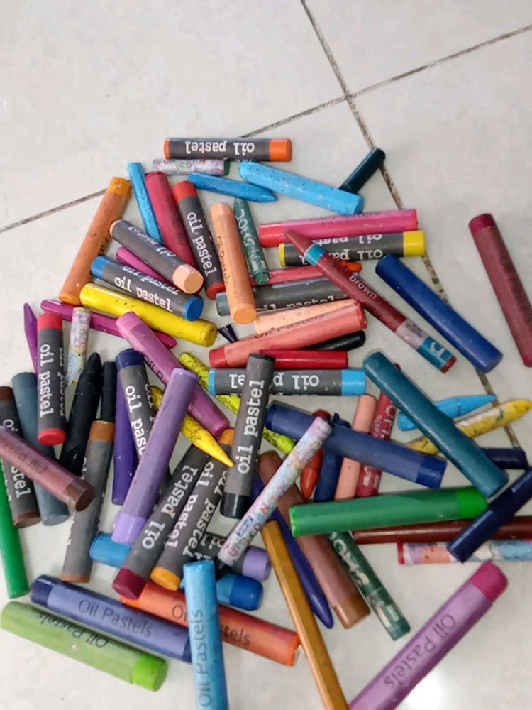 Vibrant Oil Pastels Art Supplies Bundle