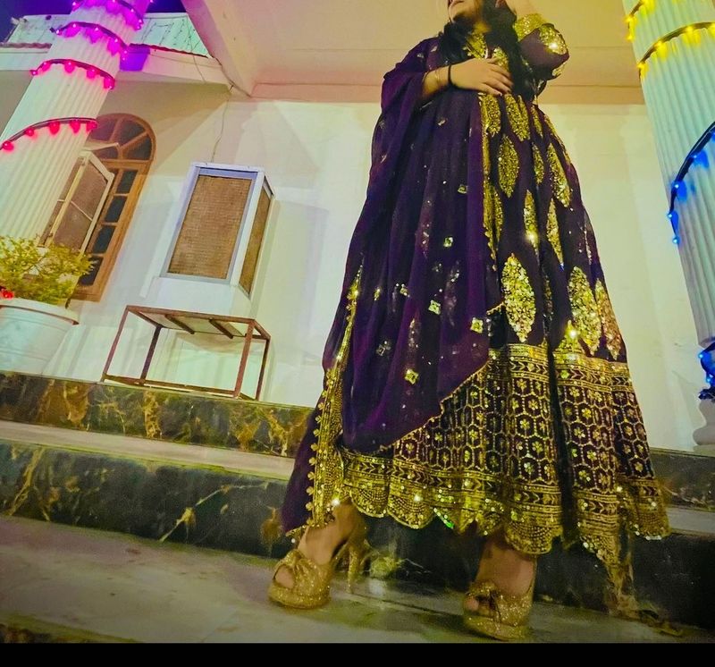 Elegant Purple Embroidered Kurta Set