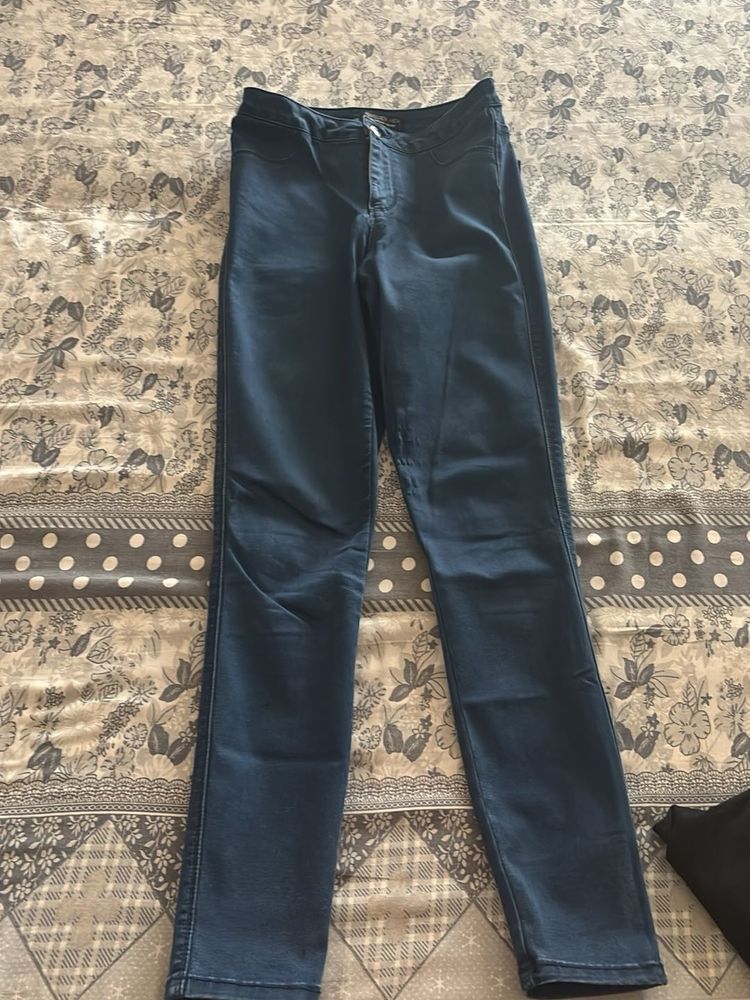 Classic Blue Skinny Jeans