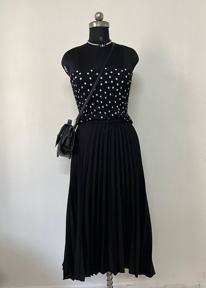 COMBOS❗️🎉 Polka Dot Top &amp; Pleated Skirt