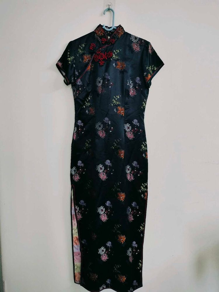 Elegant Floral Cheongsam Dress