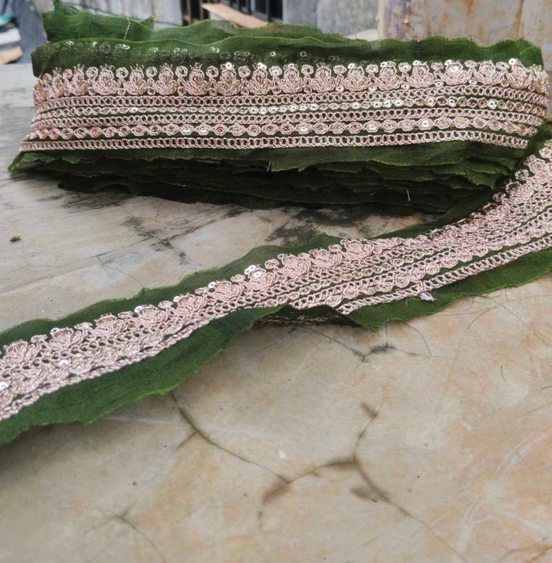Embroidered Green Lace Border