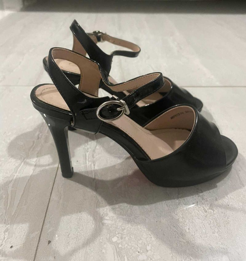 Black Korean Heels