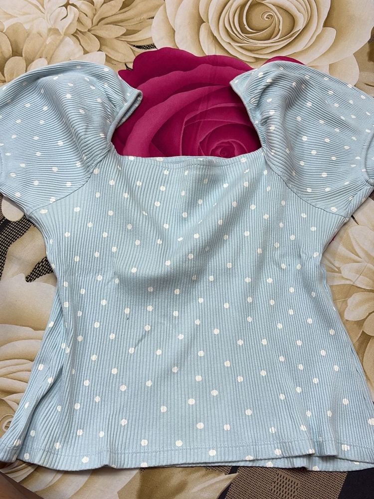 Cute Polka Dot Puff Sleeve Top