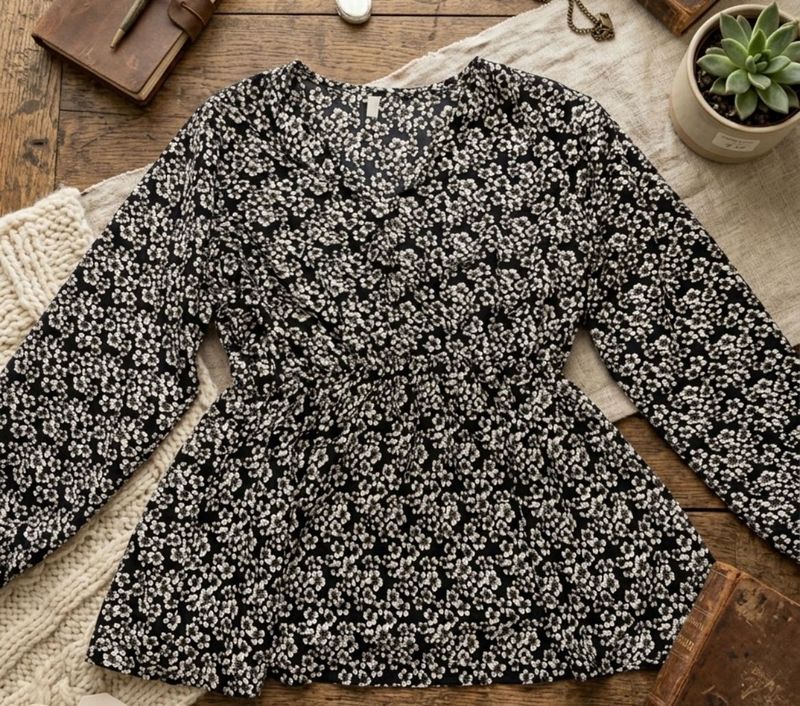 Chic Black Floral Print Peplum Top