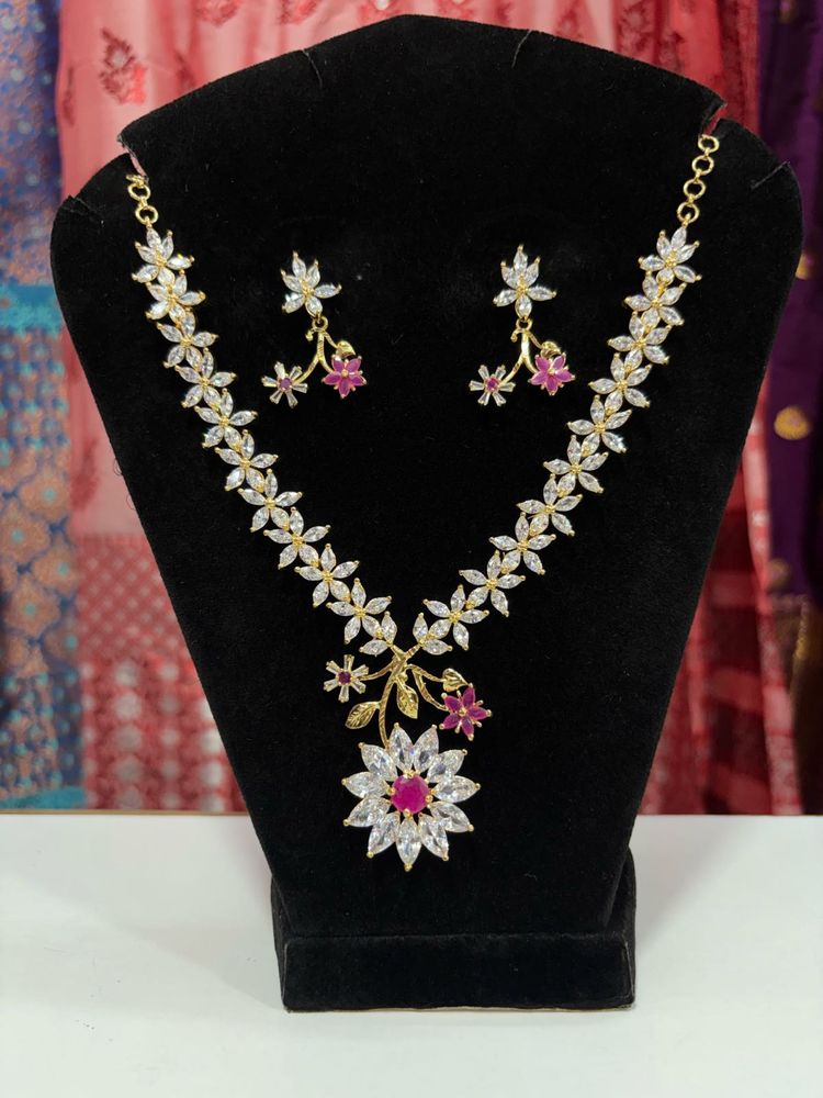 Stunning CZ Flower Necklace &amp; Earrings Set