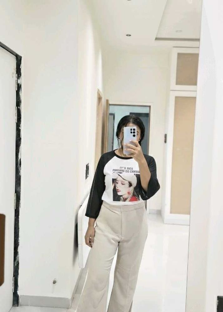 Graphic Print Tee