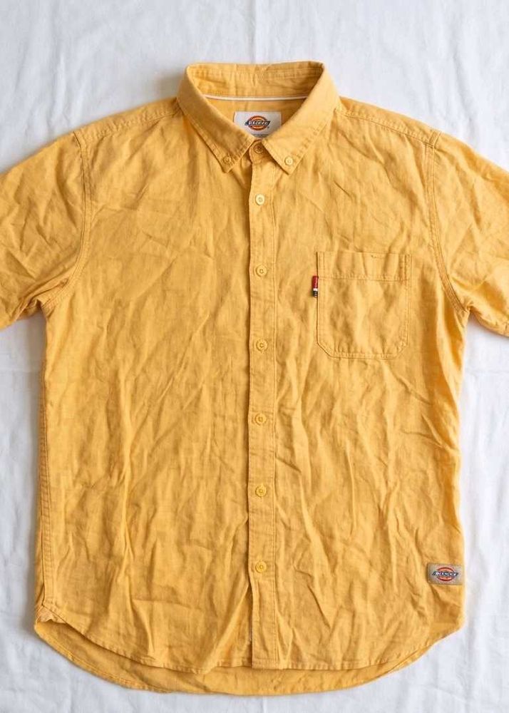 Men's Yellow Short Sleeve Button-Up Shirt