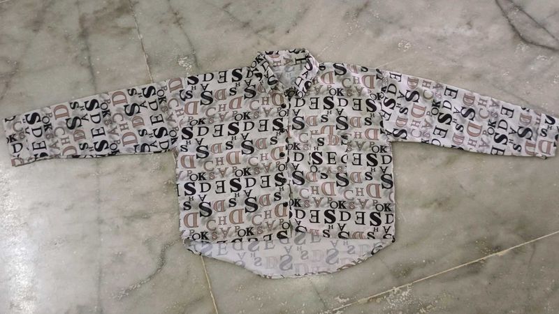 Women's Graphic Print Button-Up Shirt
