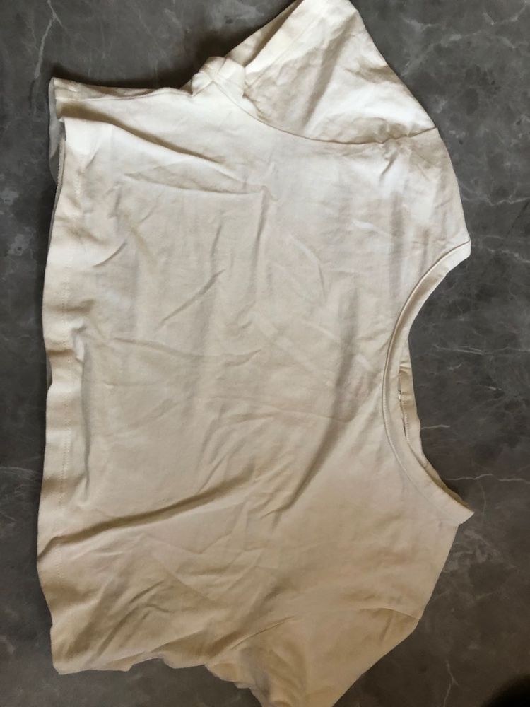 H&amp;M Basic Crop White Tshirt
