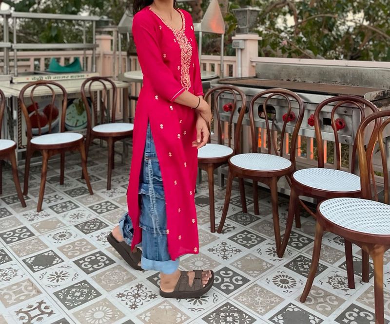 Vibrant Pink Embroidered Kurta n wide leg plazzo