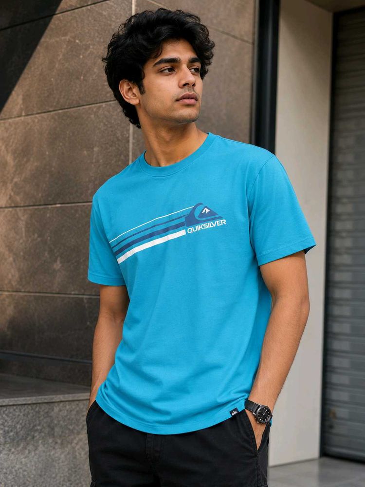 2 T-Shirts