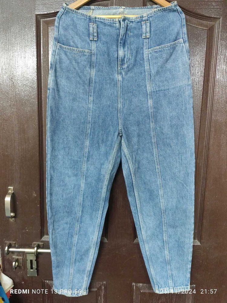 Women's Jeans..