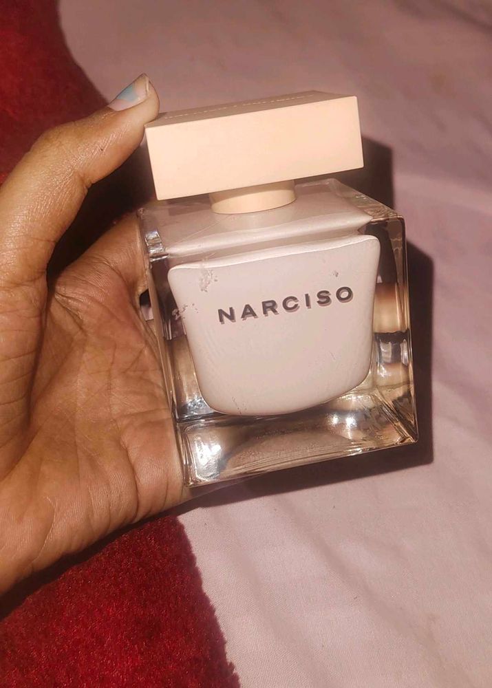 Narciso rodriguez poudre perfume
