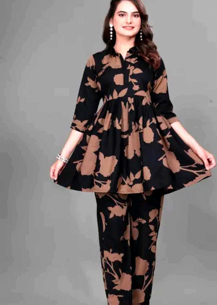 Elegant Black &amp; Brown Floral Kurta Set
