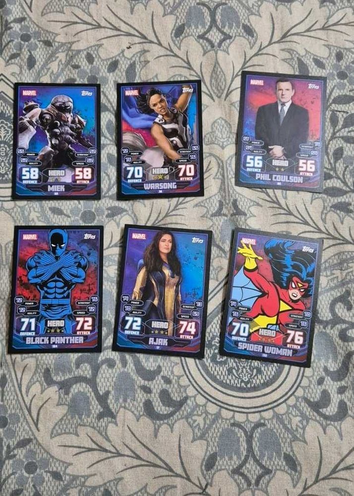 Selling bunch of hero attax cards