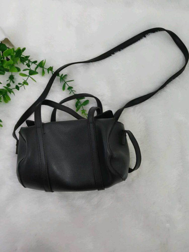 Chic Black Mini Handbag