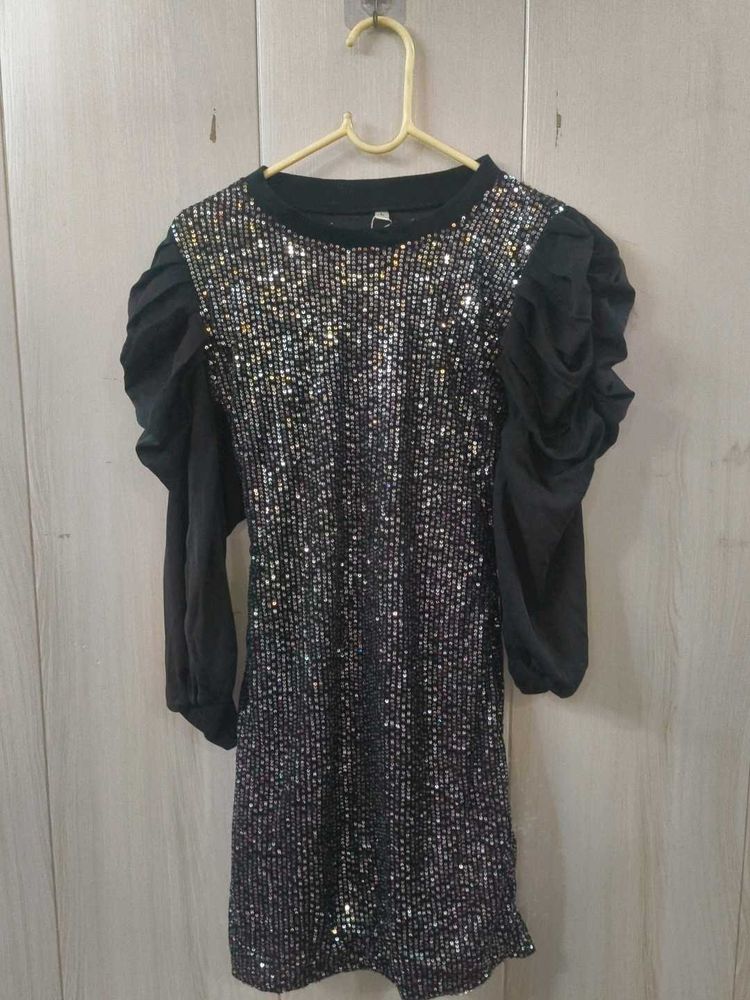 Sparkling Sequin Puff Sleeve Dress