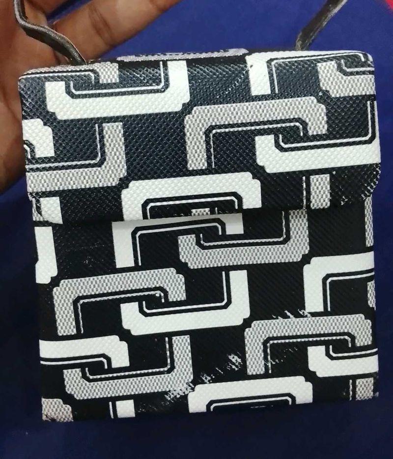 Clutch Bag Style Jewellery Box For Bangles/Bra