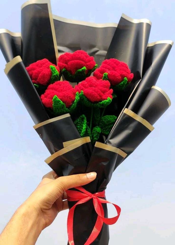 Crochet Rose Bouquet