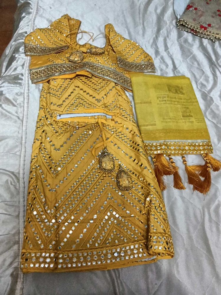 mirror work lahenga only once worn good condition