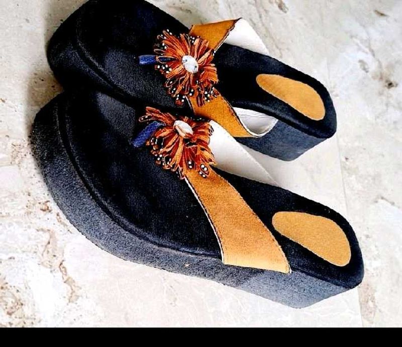Woman Wedges