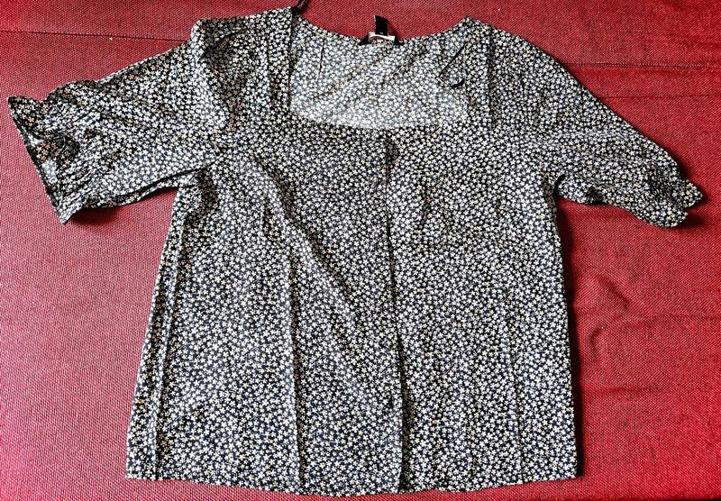 Floral Print Square Neck Puff Sleeve Top