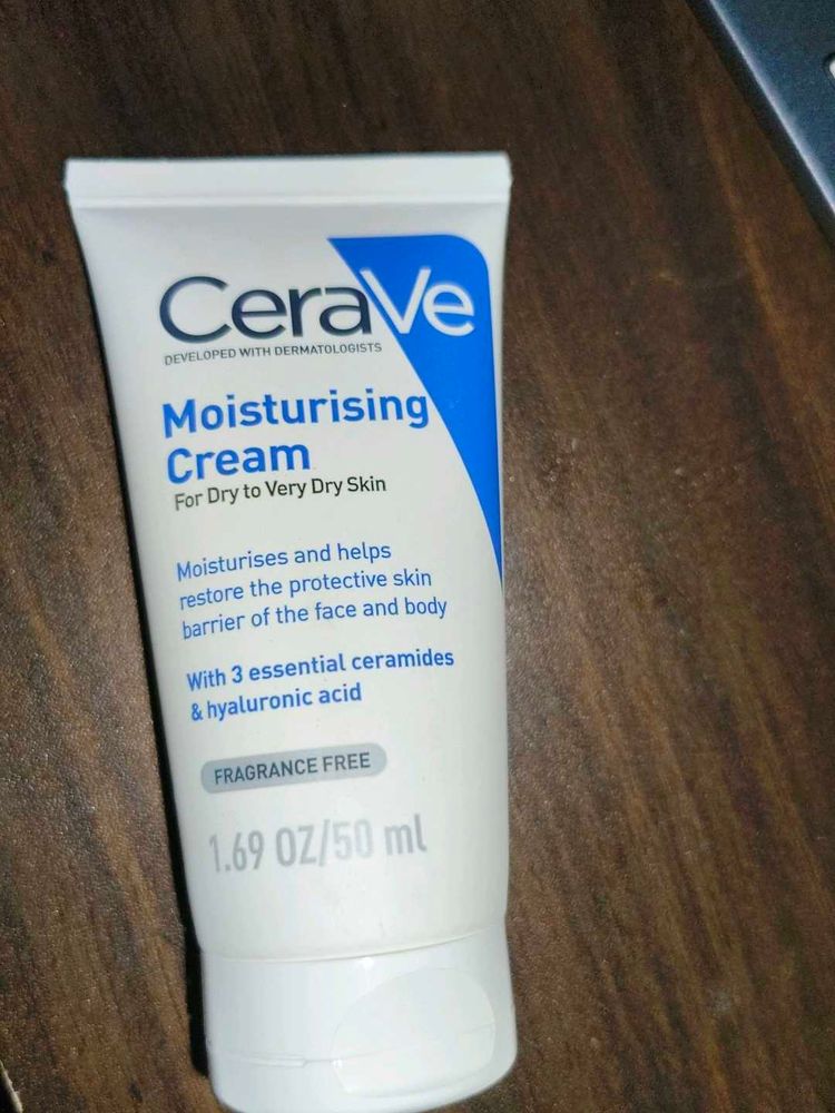 CeraVe Moisturising Cream for Dry Skin