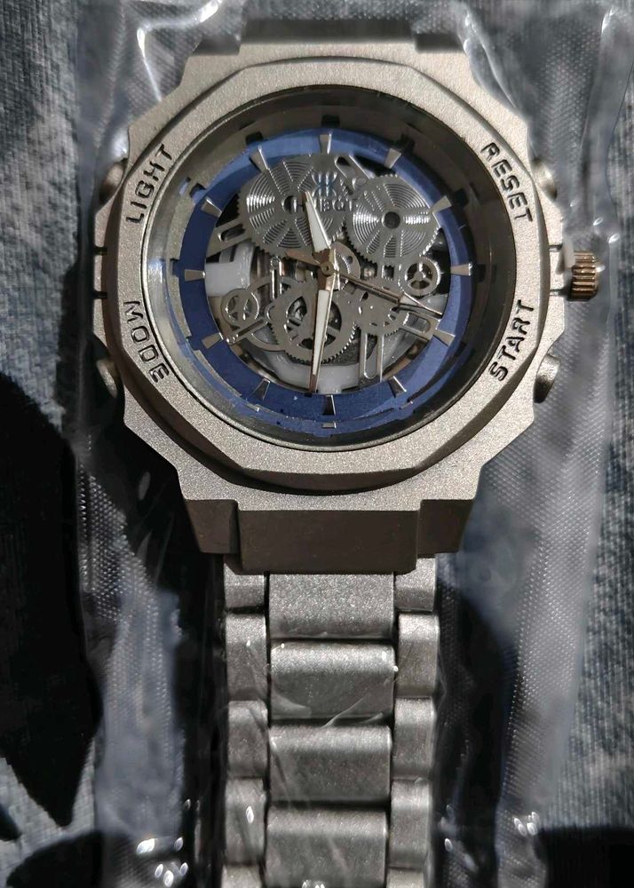 Stylish silver-tone skeleton non automatic watch w