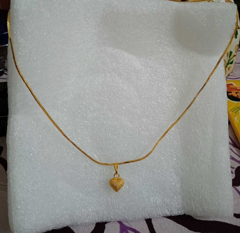 Anti tarnish Heart Pendant Necklace
